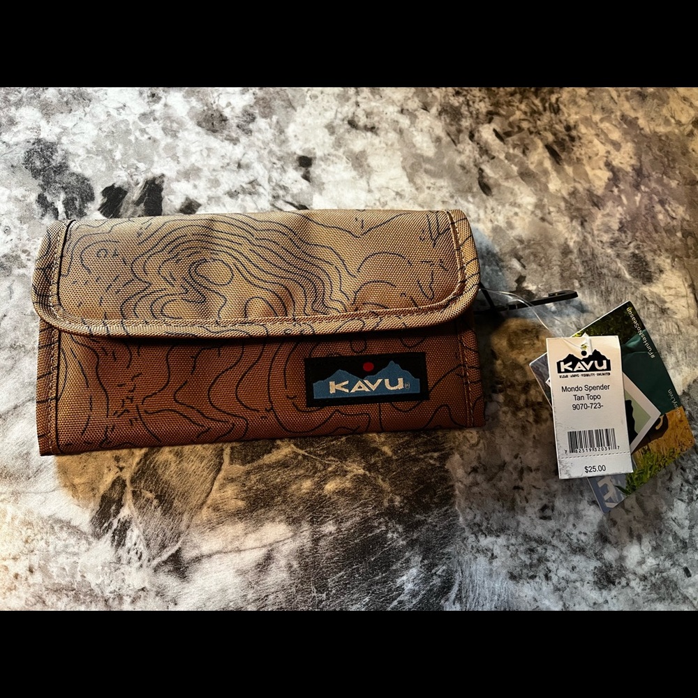 KAVU Mondo Spender Wallet